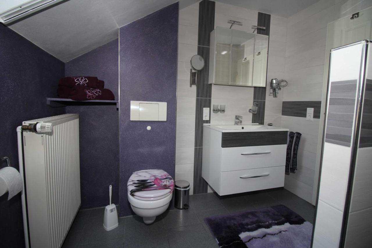 Ferienwohnung Im Gulfhof, 65269 Moormerland Exteriör bild