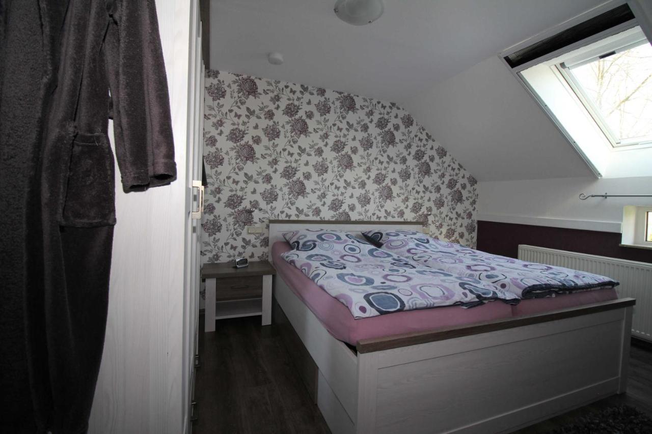 Ferienwohnung Im Gulfhof, 65269 Moormerland Exteriör bild